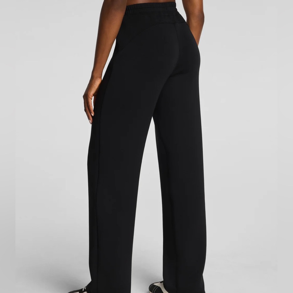 SPANX AirEssentials Straight Leg Pant - Picture 10 of 12